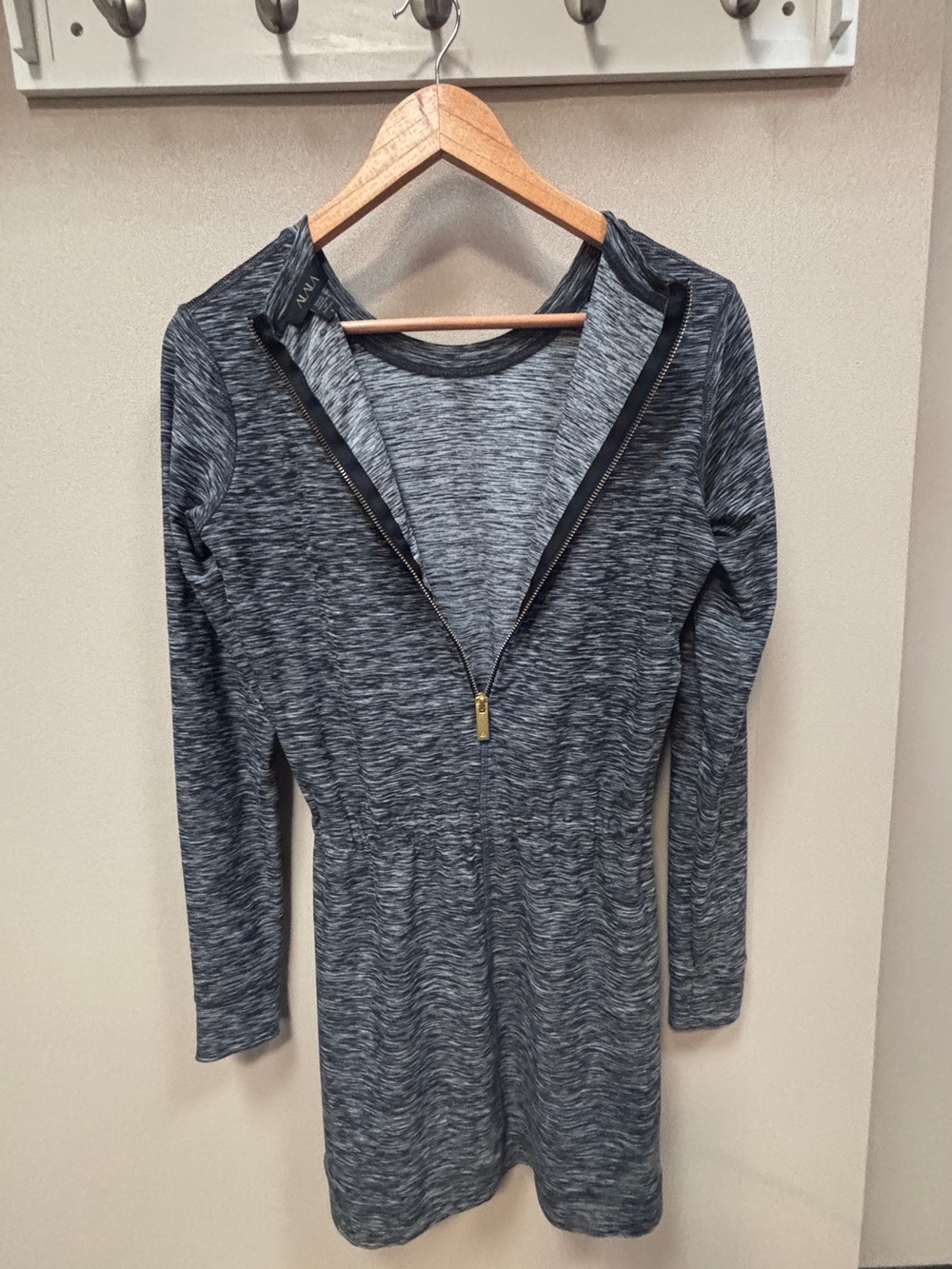 Alala W’s Small Weekender Dress in Space-Dye Gray, Like New - Picture 8 of 8